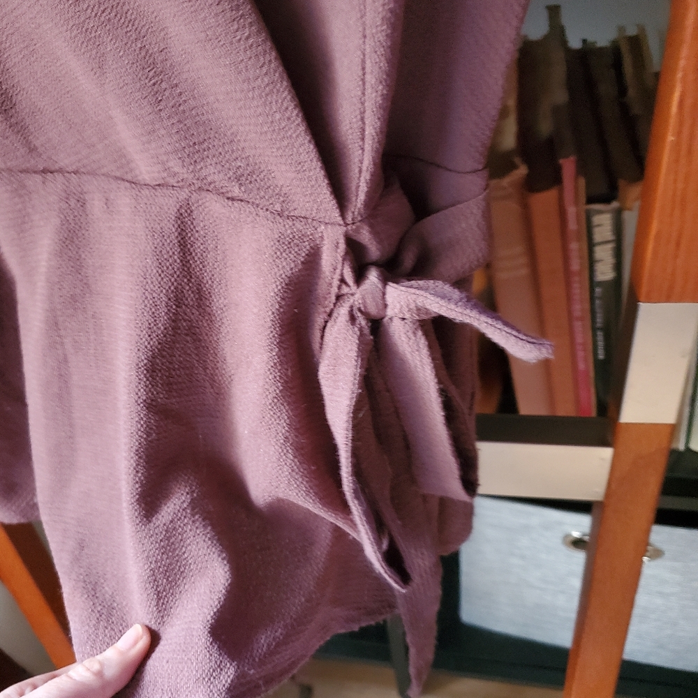 Cute taupe side wrap blouse - Picture 3 of 5
